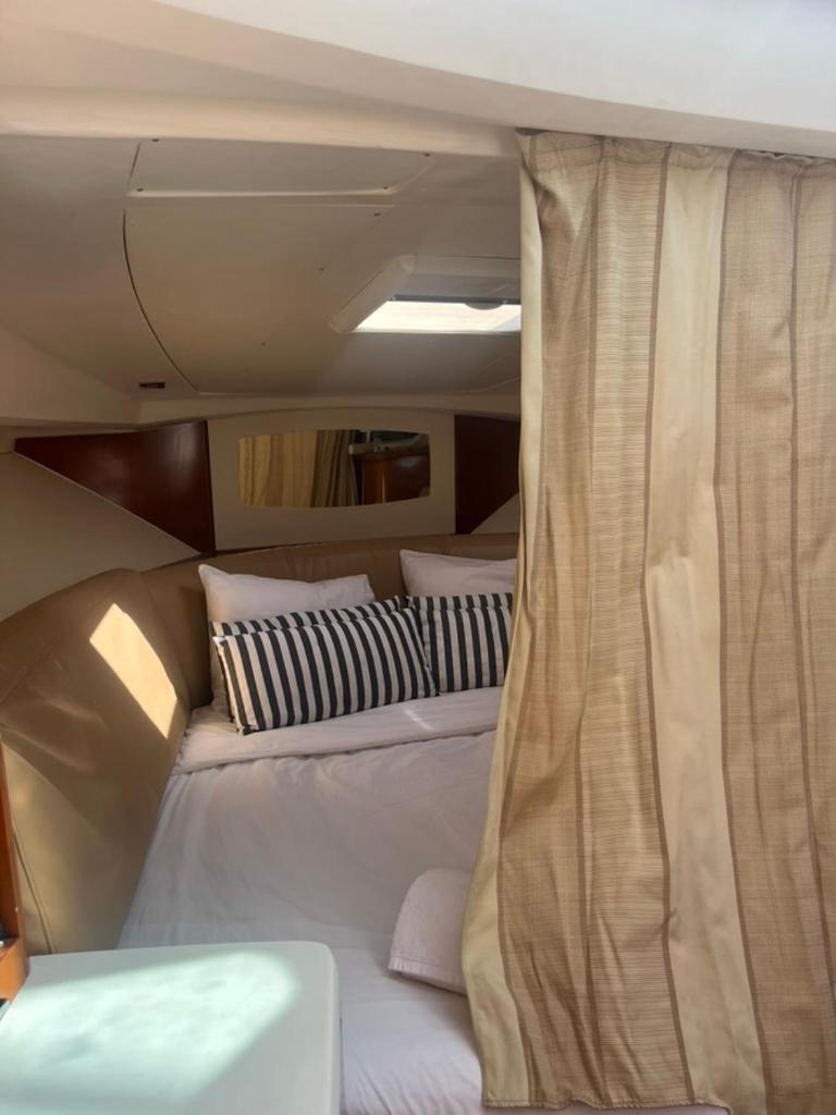 Sea Bloom Ii - Night In A Fancy Speedboat Hotel en barco *